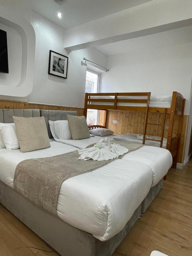 Ariana House Hotel-Families And Couples Only Blackpool Zewnętrze zdjęcie